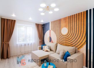 Продам 3-ком. квартиру, 50 м2, Омск, улица Тимофея Белозёрова, 2, Советский округ