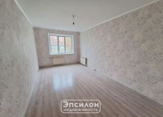 Продам 3-ком. квартиру, 76.9 м2, Курская область, проспект Вячеслава Клыкова, 2