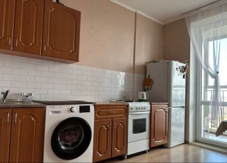 Сдам 2-ком. квартиру, 60 м2, Казань, Вербная улица, 1А, ЖК Вербный