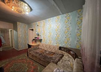 Продается трехкомнатная квартира, 50 м2, Ставропольский край, улица Гагарина, 33