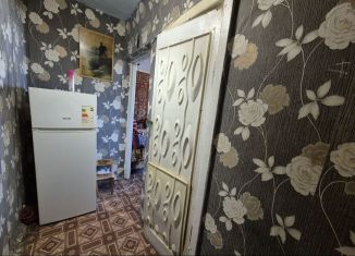 Продается 2-комнатная квартира, 44 м2, Саратовская область, улица Ленина, 240