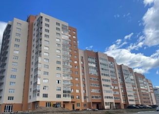 Продам двухкомнатную квартиру, 55.2 м2, Октябрьский, улица Клинова, 9