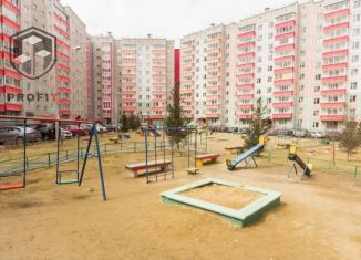 Продам 2-ком. квартиру, 53 м2, Красноярский край, Линейная улица, 97