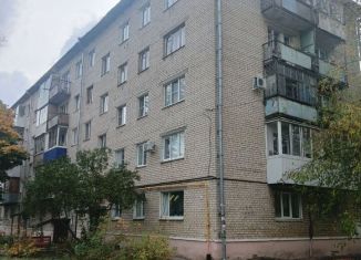 Продается 2-комнатная квартира, 47.1 м2, Тольятти, улица Жилина, 62