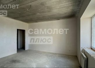 Продается трехкомнатная квартира, 90 м2, Ставрополь, улица Доваторцев, 90