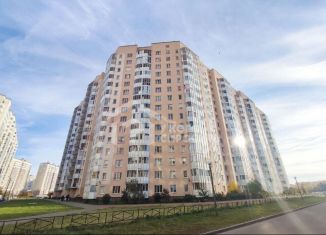 Продам 3-комнатную квартиру, 71.5 м2, Санкт-Петербург, улица Маршала Захарова, 14к2, улица Маршала Захарова