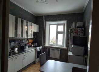 Продается 3-ком. квартира, 71.3 м2, Саха (Якутия), улица Карла Маркса, 9/2