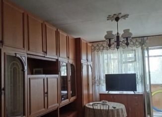 Продажа 3-комнатной квартиры, 71.2 м2, Волгоград, Дзержинский район, улица 8-й Воздушной Армии, 19