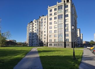 Продажа 2-комнатной квартиры, 67 м2, Зеленоградск, улица Тургенева, 16А