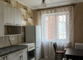 Сдам в аренду 3-комнатную квартиру, 60 м2, Симферополь, улица Куйбышева, 9