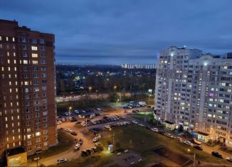 Продажа 3-комнатной квартиры, 842 м2, Чехов, Земская улица, 23