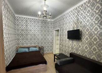 Сдам 1-ком. квартиру, 35 м2, Абинск, улица Свердлова, 16