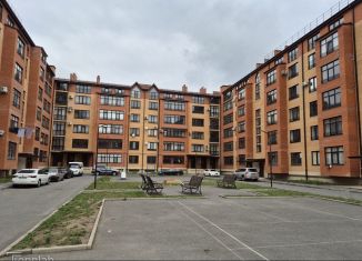 Продам 3-комнатную квартиру, 90 м2, Владикавказ, улица Билара Кабалоева, 8