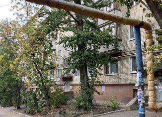 Двухкомнатная квартира на продажу, 44 м2, Саратов, улица имени В.И. Лебедева-Кумача, 74А