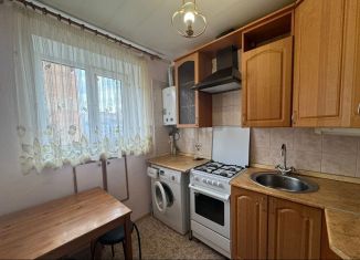 Сдам 1-ком. квартиру, 30 м2, Калуга, Окружная улица, 10, Московский округ