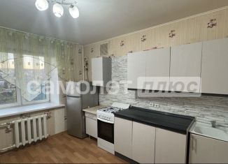 Продается однокомнатная квартира, 38.4 м2, Октябрьский, микрорайон 32А, 6