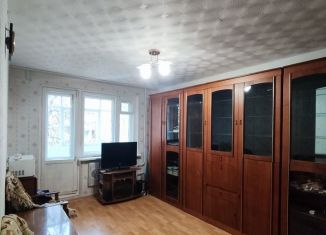 Продается 2-ком. квартира, 48.6 м2, Чебоксары, улица Мичмана Павлова, 42