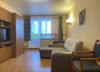 Продам 3-ком. квартиру, 108 м2, Саратовская область, улица имени И.В. Мичурина, 113