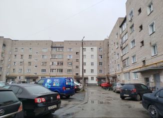 Продается 1-комнатная квартира, 33.3 м2, Киров, Гражданская улица, 40