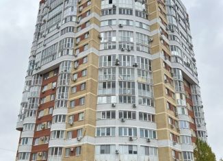 Продаю 3-комнатную квартиру, 104 м2, Оренбург, Ленинградская улица, 82