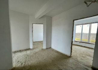 Продается 3-комнатная квартира, 115.5 м2, Нальчик, улица Атажукина, 18