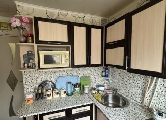 Продается двухкомнатная квартира, 46 м2, Татарстан, улица Вахитова, 146