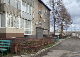 Продажа трехкомнатной квартиры, 67 м2, посёлок городского типа Берёзовка, Полевая улица, 72