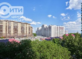 Продаю 3-комнатную квартиру, 90 м2, Воронеж, Центральный район, улица Шишкова