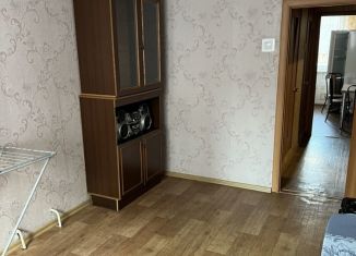 Сдаю 2-ком. квартиру, 54 м2, Челябинск, улица Героев Танкограда, 118Б