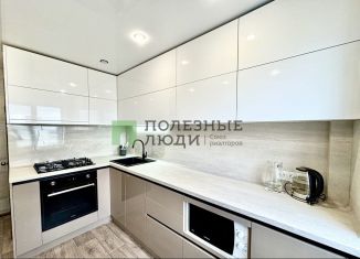 Продается трехкомнатная квартира, 61.9 м2, Рыбинск, улица Новосёлов, 7