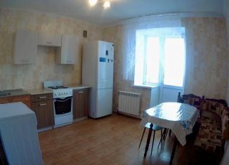 Сдается 2-ком. квартира, 70 м2, Самара, Молодёжная улица, 12