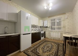 Продажа 2-комнатной квартиры, 65.8 м2, деревня Куюки, 10-й квартал, 4