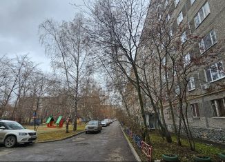 Трехкомнатная квартира на продажу, 63 м2, Екатеринбург, улица Начдива Онуфриева, Ленинский район