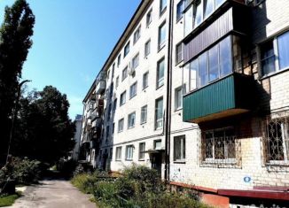 Продается двухкомнатная квартира, 41 м2, Курск, улица Радищева, 57