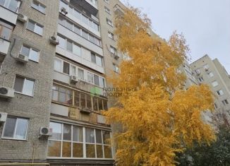 Продается 2-ком. квартира, 56 м2, Саратов, Комсомольская улица, Волжский район