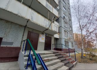 Продается трехкомнатная квартира, 68.2 м2, Тюмень, улица Муравленко, Центральный округ