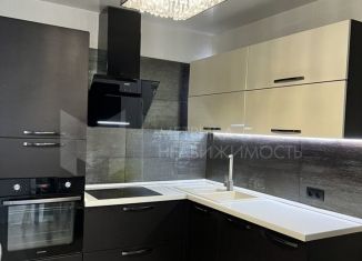 Продажа 3-ком. квартиры, 76.3 м2, Тюмень, улица Газовиков, 65, Центральный округ