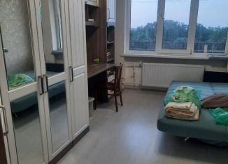 Сдам 2-ком. квартиру, 52 м2, поселок городского типа Черноморский, Юбилейная улица, 62