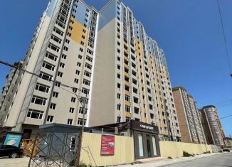 Продается 1-комнатная квартира, 39 м2, Махачкала, улица Времена Года, 7В