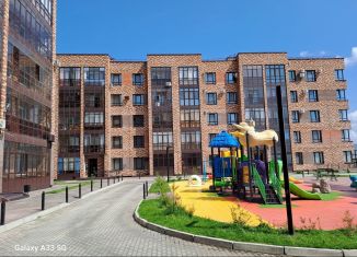 Однокомнатная квартира на продажу, 42 м2, Абакан, улица Комарова, 5к2