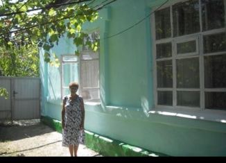 Двухкомнатная квартира на продажу, 54 м2, Приморско-Ахтарск, улица Чернецкого, 71