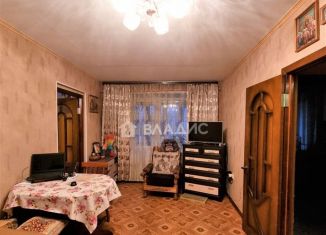 2-комнатная квартира на продажу, 41 м2, поселок Красногвардейский, Октябрьская улица