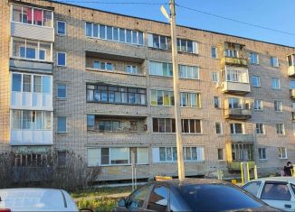 Однокомнатная квартира на продажу, 31.8 м2, поселок городского типа Панковка, Пионерская улица, 10