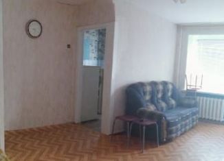 Аренда 2-комнатной квартиры, 43 м2, Заинск, проспект Нефтяников, 42