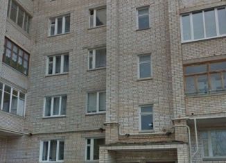 Сдача в аренду двухкомнатной квартиры, 60 м2, Пикалёво, улица Металлургов, 23