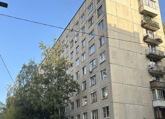 Продается трехкомнатная квартира, 60.5 м2, Санкт-Петербург, улица Подвойского, 24к2, метро Улица Дыбенко