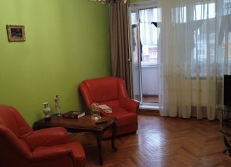Продажа двухкомнатной квартиры, 57.4 м2, Луга, проспект Володарского, 40
