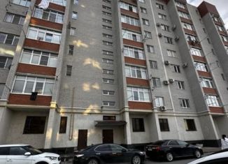 Продаю 3-комнатную квартиру, 120 м2, Черкесск, Кавказская улица, 92