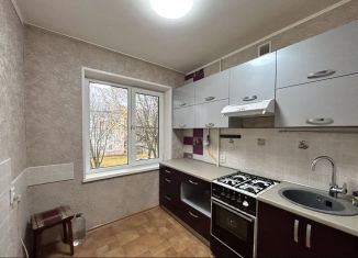 Продажа трехкомнатной квартиры, 47 м2, Курская область, Курская улица, 47