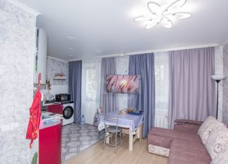 Продам 3-ком. квартиру, 59.5 м2, Калуга, Центральная улица, 18